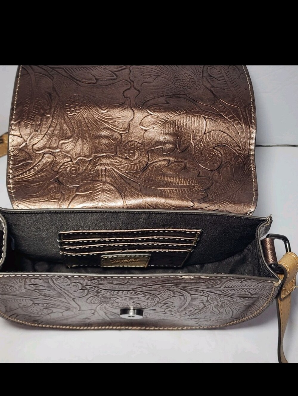 NWT Tony Lama Crossbody Purse Western Tooled 2 Tone Brown Brown Tan Saddle Bag - Picture 6 of 9